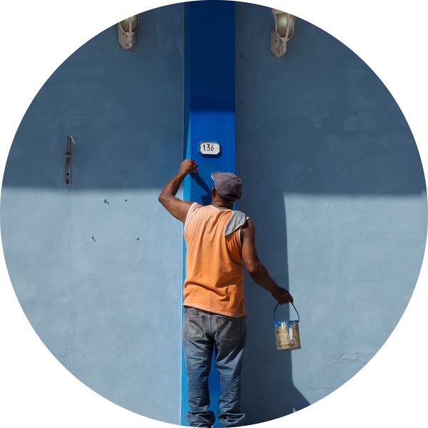 a painter, Baracoa • Cuba